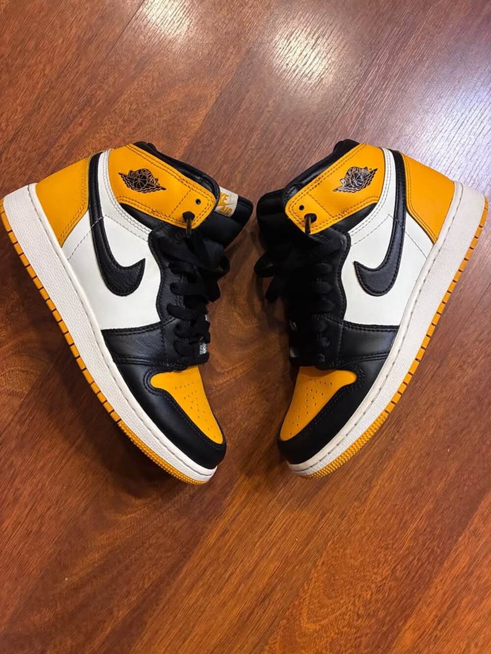 Nike Air Jordan 1 Retro High OG Taxi Yellow Toe GS 575441-711 6Y - SJordan-01